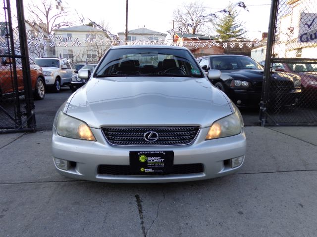 2001 Lexus IS 300 Base