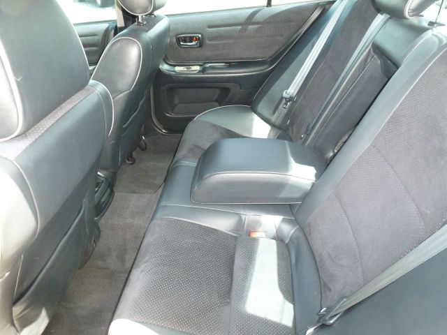 2002 Lexus IS 300 323it