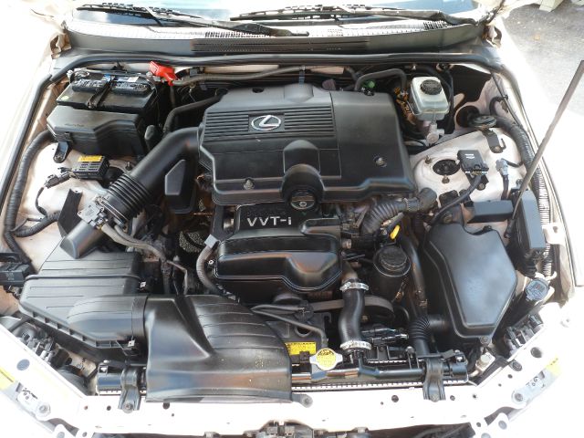 2002 Lexus IS 300 323it