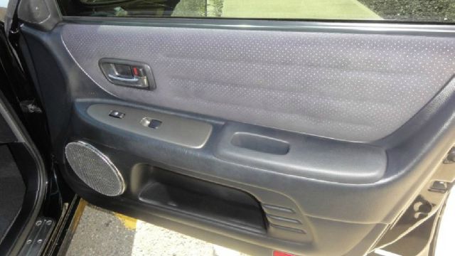 2002 Lexus IS 300 323it