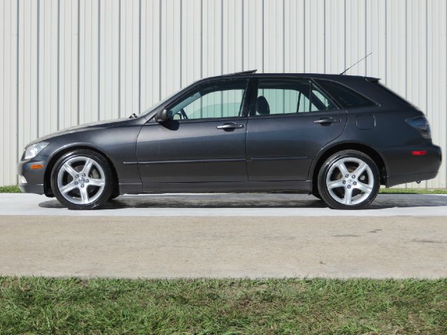 2002 Lexus IS 300 AWD W/1sasunroof