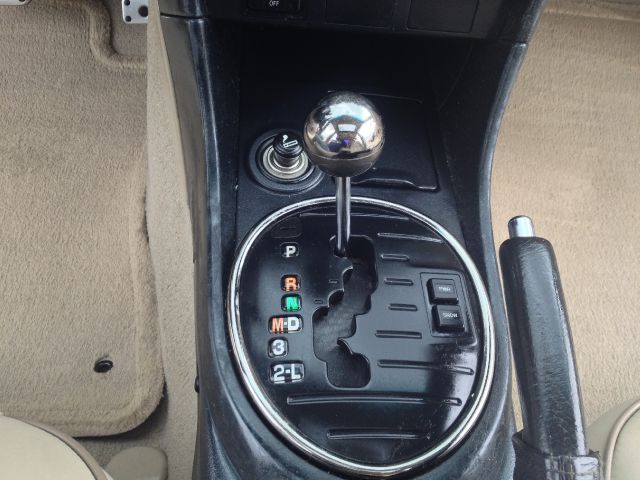 2003 Lexus IS 300 323it