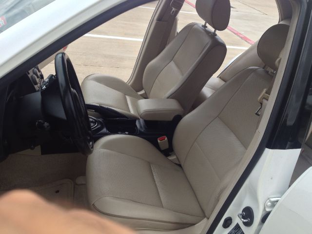 2003 Lexus IS 300 323it