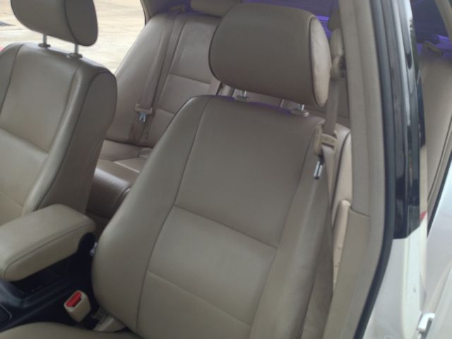 2003 Lexus IS 300 323it