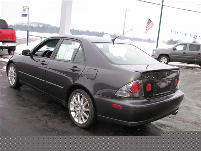 2003 Lexus IS 300 114