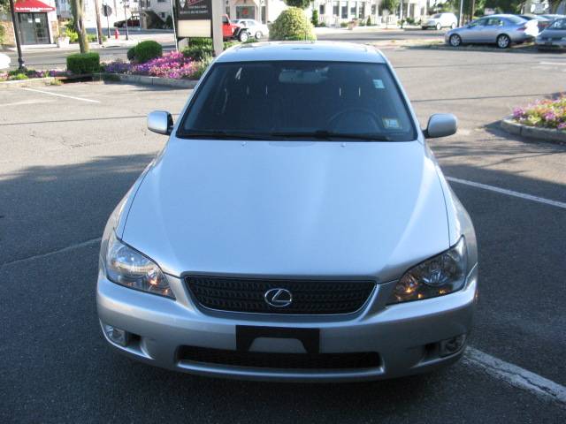 2003 Lexus IS 300 Base