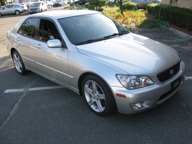 2003 Lexus IS 300 Base