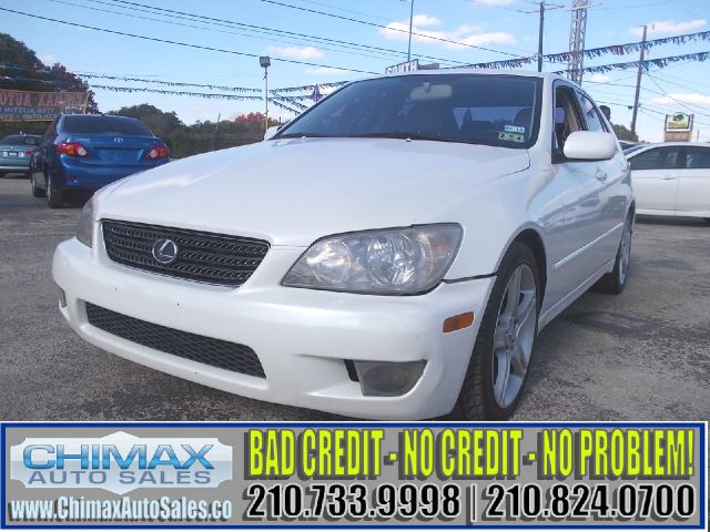 2004 Lexus IS 300 323it