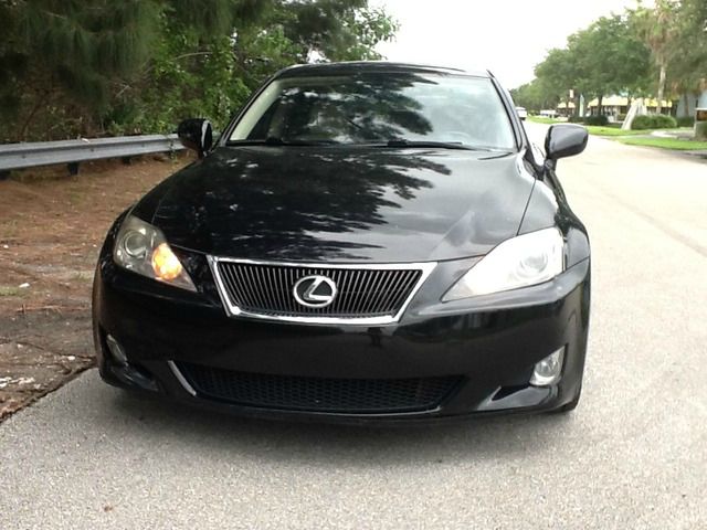 2006 Lexus IS 350 4dr S Manual