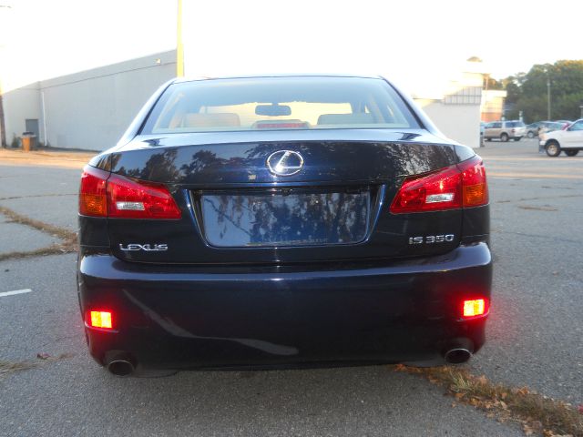 2006 Lexus IS 350 4dr S Manual