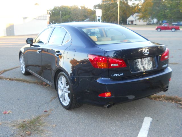 2006 Lexus IS 350 4dr S Manual