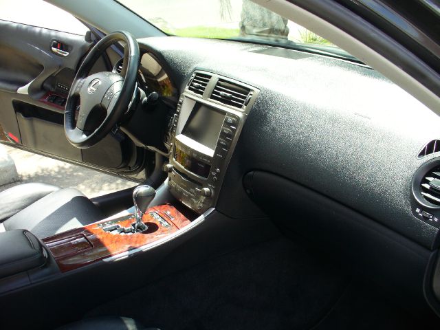 2007 Lexus IS 350 4dr S Manual