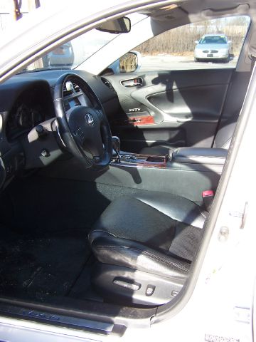 2007 Lexus IS 350 4dr S Manual