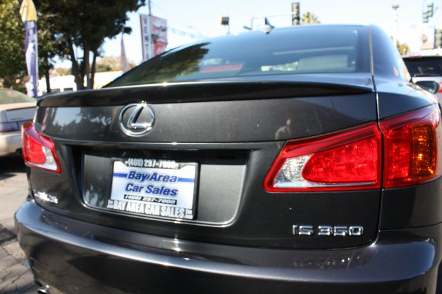 2010 Lexus IS 350 FWD 4DR AUTO SE LTD Avail