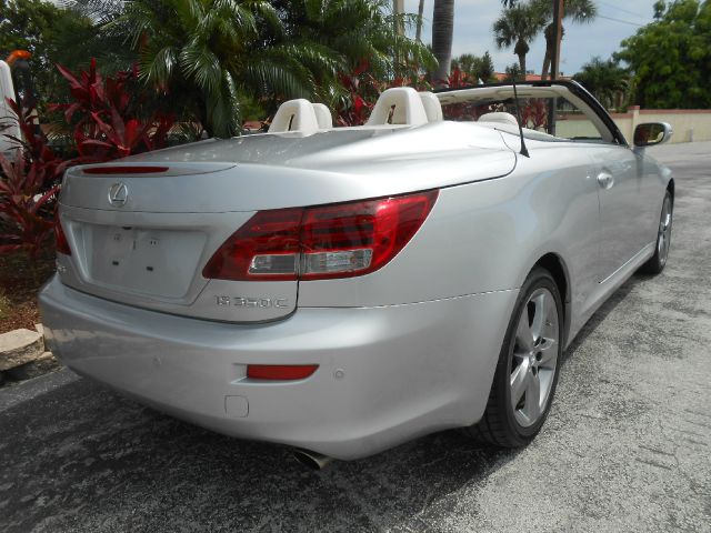 2010 Lexus IS 350C AWD 4DR CREW SXT