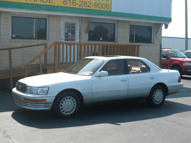 1990 Lexus LS 400 Base