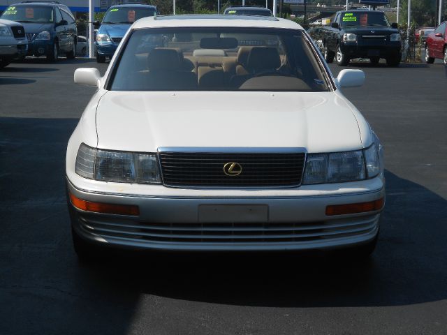 1990 Lexus LS 400 Base