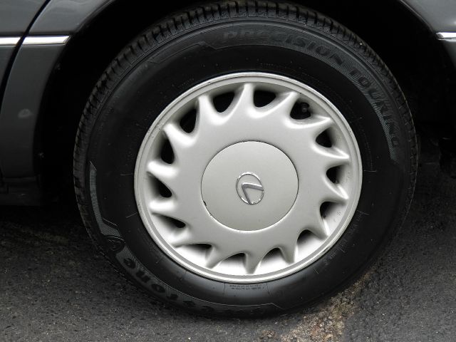 1990 Lexus LS 400 Base