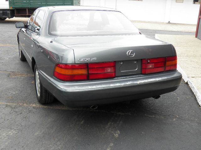 1990 Lexus LS 400 Base