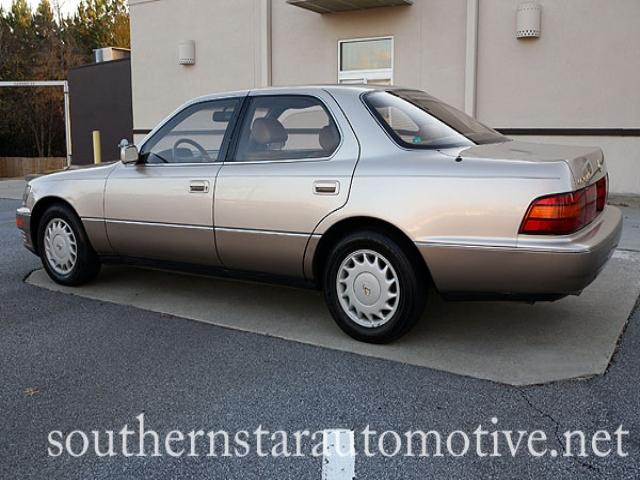 1992 Lexus LS 400 Base