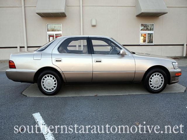 1992 Lexus LS 400 Base