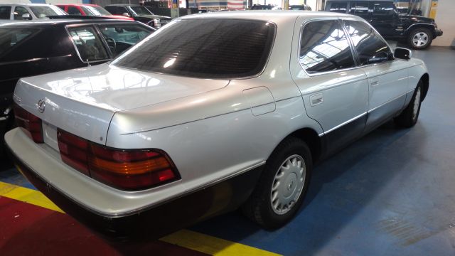 1992 Lexus LS 400 Base