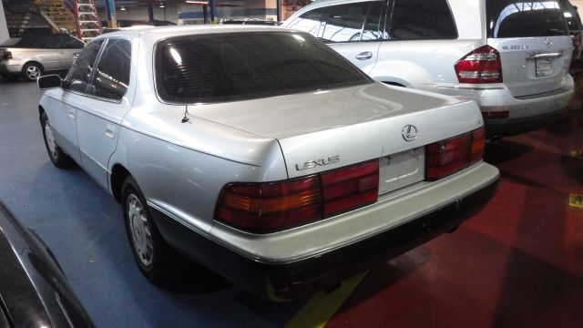 1992 Lexus LS 400 Base