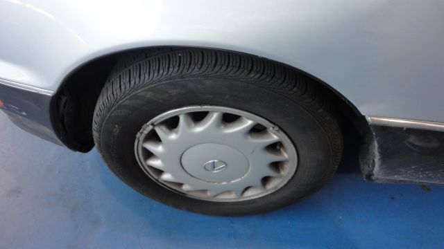 1992 Lexus LS 400 Base