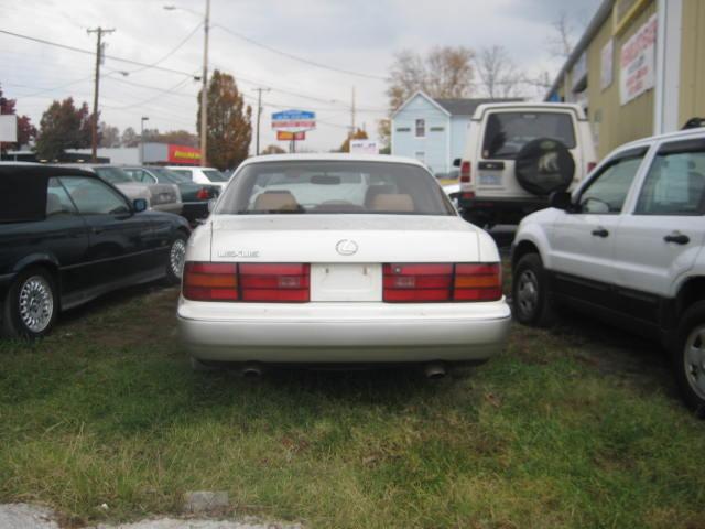 1992 Lexus LS 400 Base