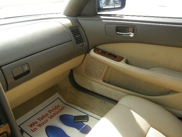 1993 Lexus LS 400 Base