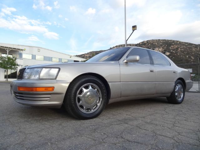 1993 Lexus LS 400 Hd 4X4 Long Bed