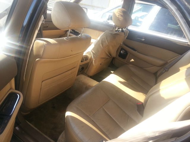 1994 Lexus LS 400 Base