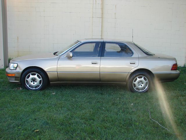 1994 Lexus LS 400 Base