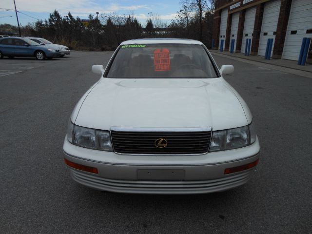 1994 Lexus LS 400 Base