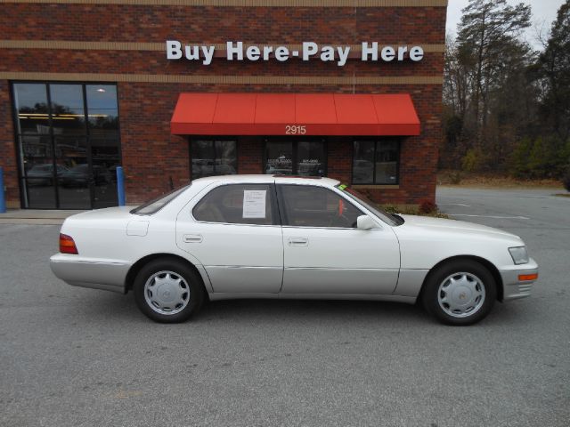1994 Lexus LS 400 Base