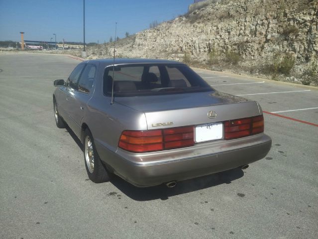 1994 Lexus LS 400 Base