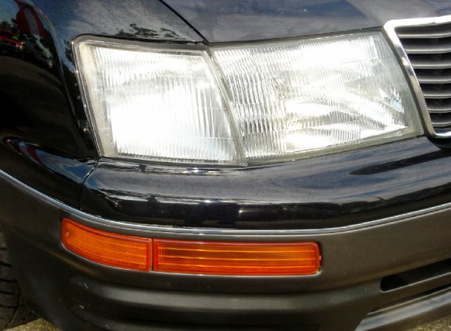 1995 Lexus LS 400 Base