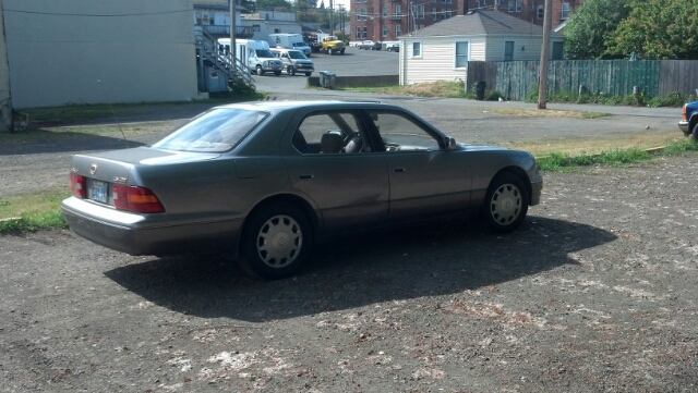 1995 Lexus LS 400 Base