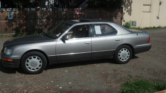 1995 Lexus LS 400 Base