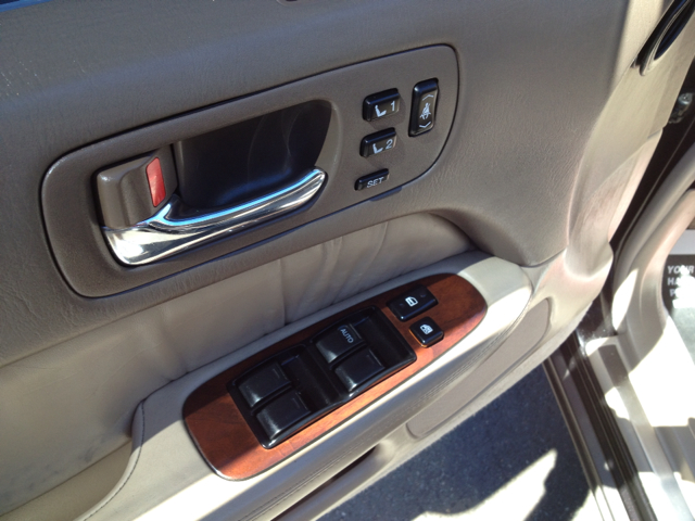 1995 Lexus LS 400 Limited Trail Rated