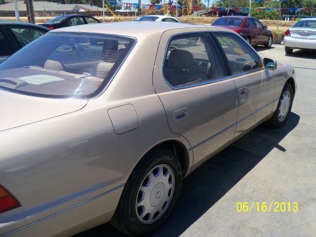 1995 Lexus LS 400 Base