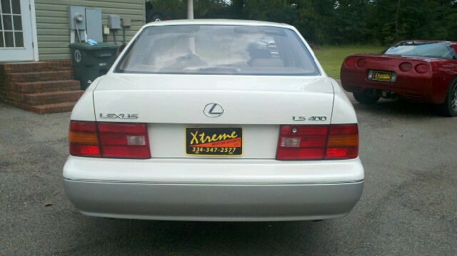 1996 Lexus LS 400 Base