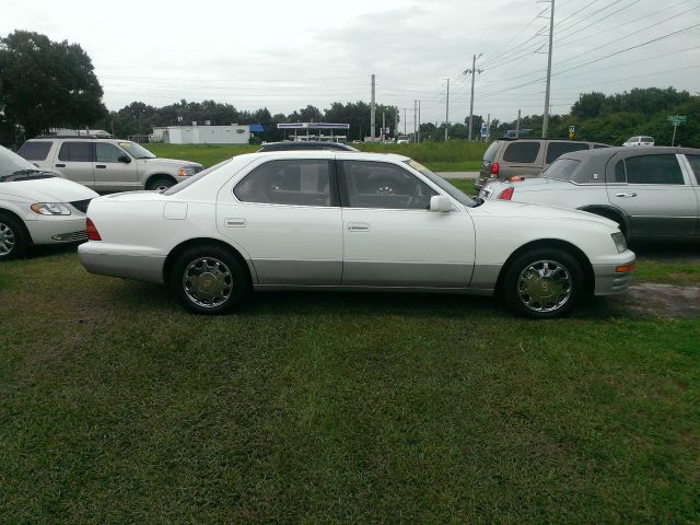 1996 Lexus LS 400 Unknown