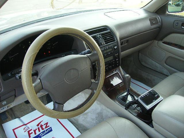 1996 Lexus LS 400 Unknown