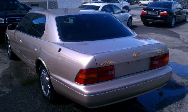 1996 Lexus LS 400 Base