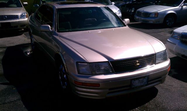 1996 Lexus LS 400 Base