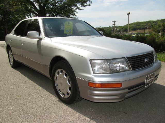 1996 Lexus LS 400 Base