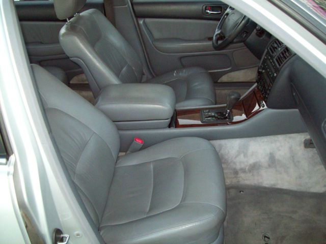 1996 Lexus LS 400 Base
