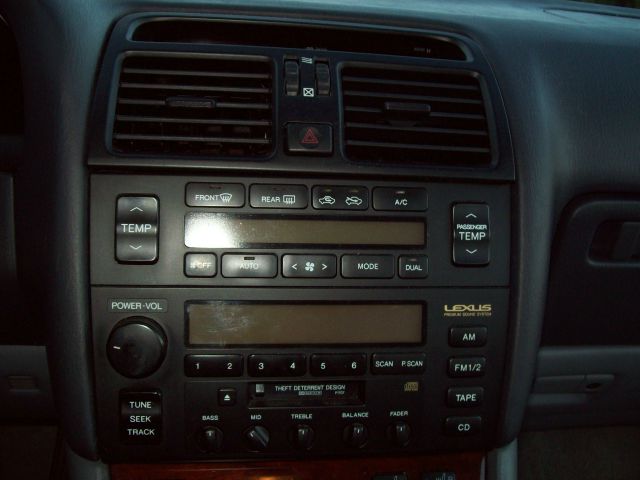 1996 Lexus LS 400 Base