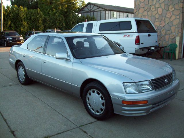 1996 Lexus LS 400 Base